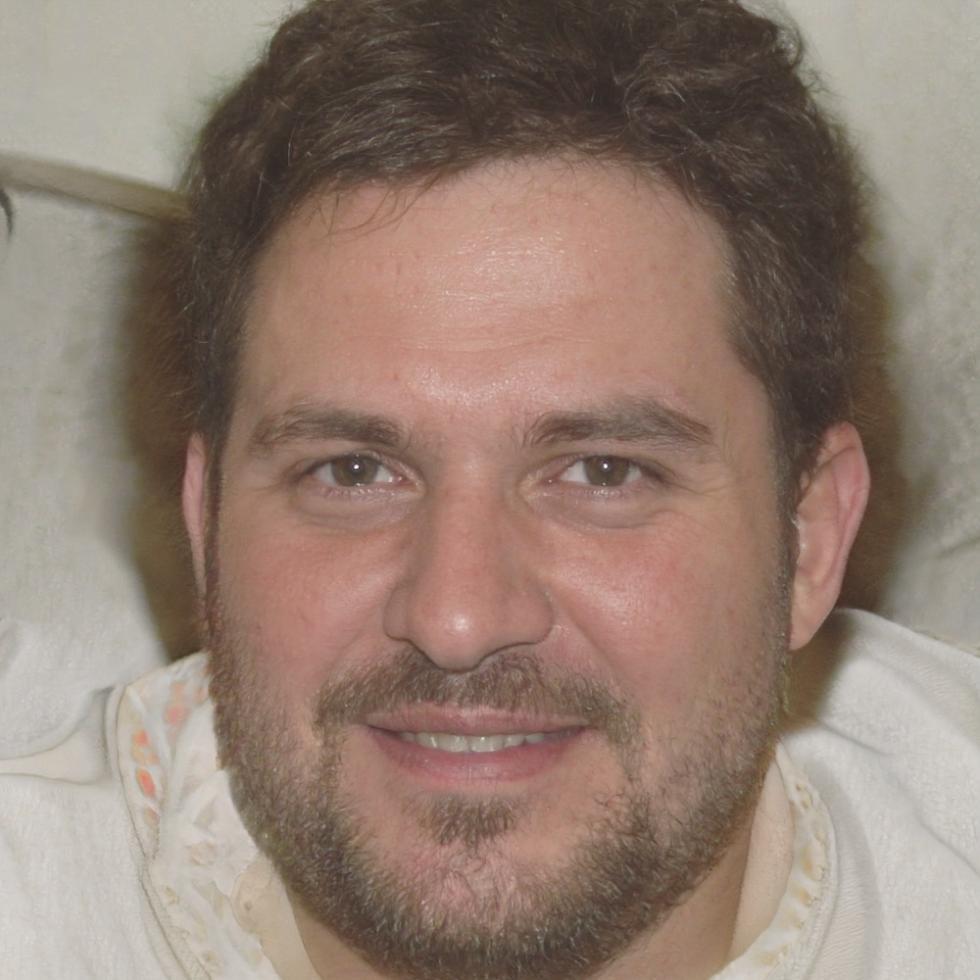 Портрет преподавателя Дмитрия Назарбаева