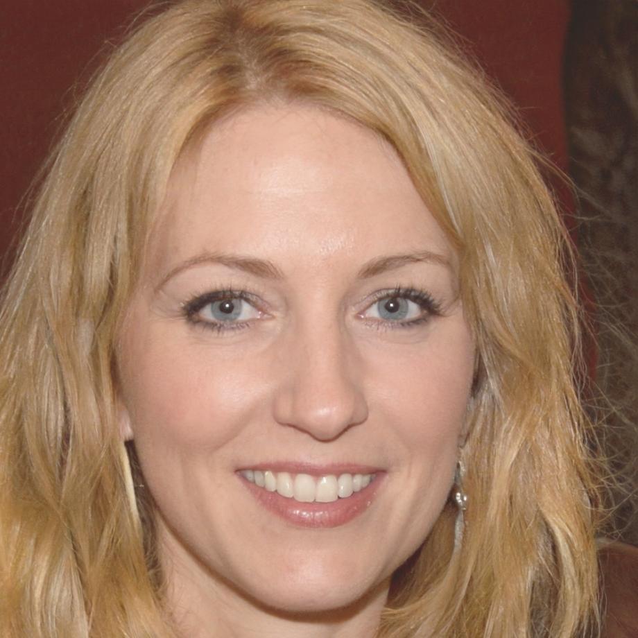 Амина Толеубаева, ведущий специалист Qalmatic Frantos